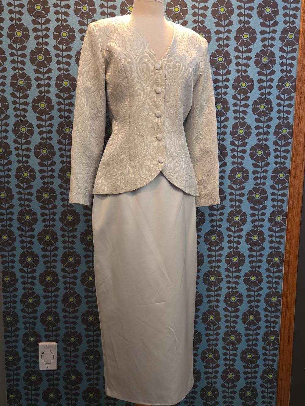 Vintage Scott McClintock 2-Piece Formal Skirt Suit Set Ice Green Satin Sz 12